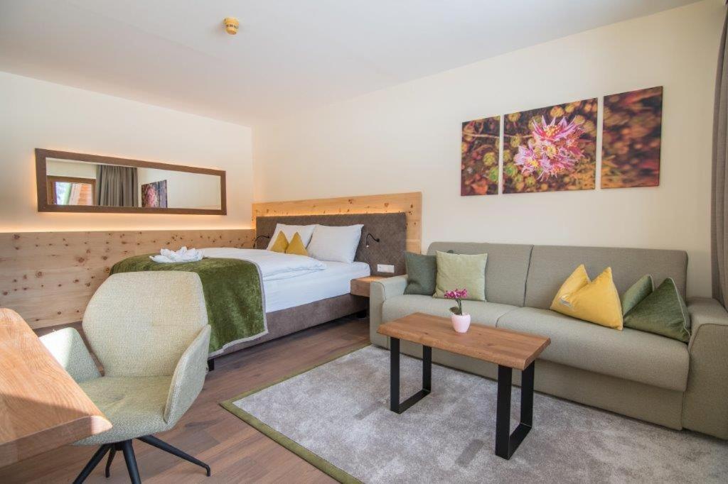 Seehotel Jaegerwirt ทูร์ราคาฮัว ภายนอก รูปภาพ