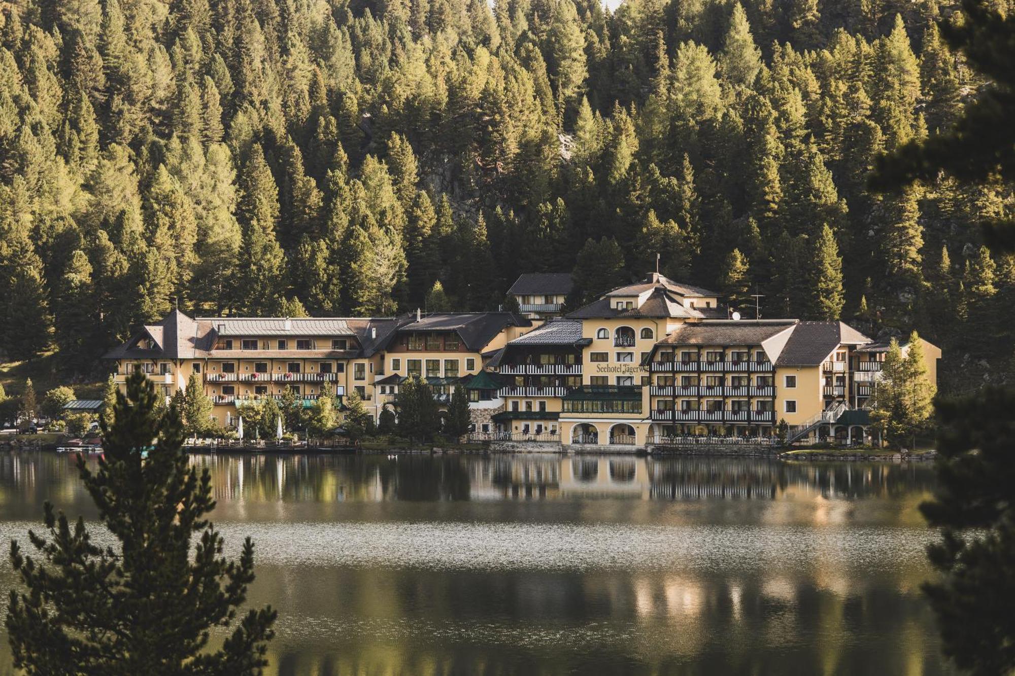 Seehotel Jaegerwirt ทูร์ราคาฮัว ภายนอก รูปภาพ