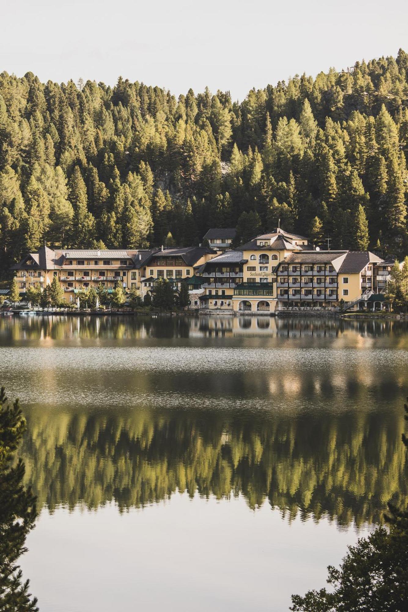 Seehotel Jaegerwirt ทูร์ราคาฮัว ภายนอก รูปภาพ